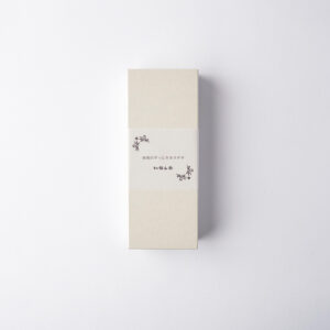 <span class="br-mb">和栗のずっしり</span>カステラ<span class="br-tab"> 小サイズ</span>