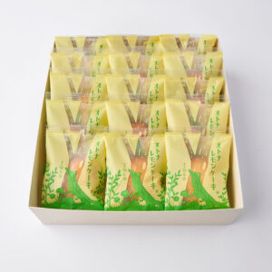 <span class="br-mb br-tab">オトナレモンケーキ</span>化粧箱15個入り